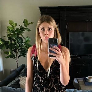 Meet your Posher, Abby